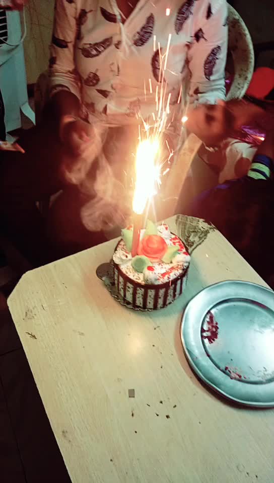 @Khoohu.