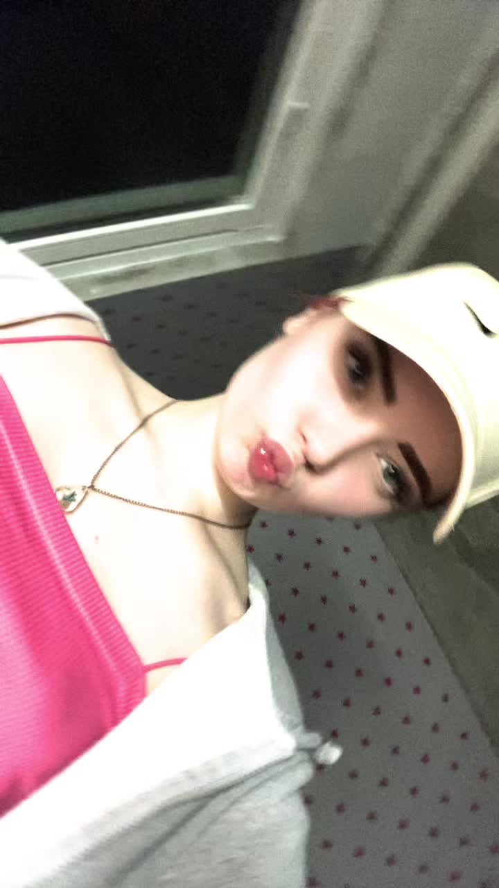 @esse_1418