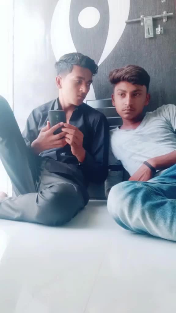 @👑 Ashish Chauhan 👑