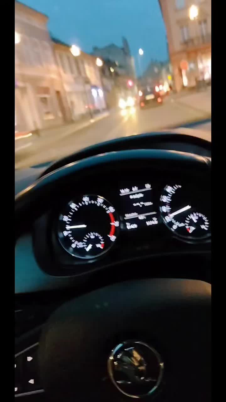 @kudlata_dj023
