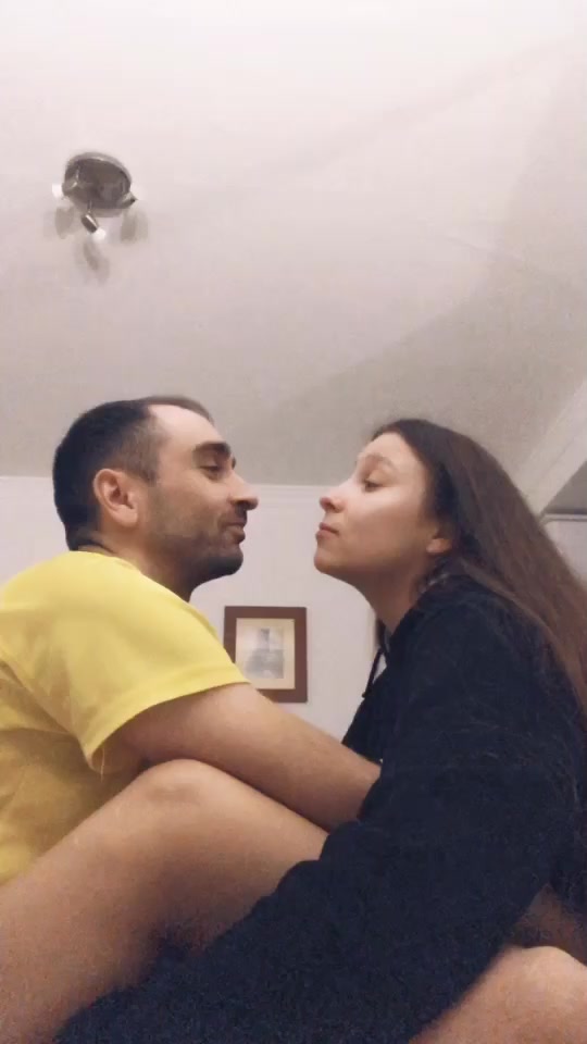 @Daariiaa