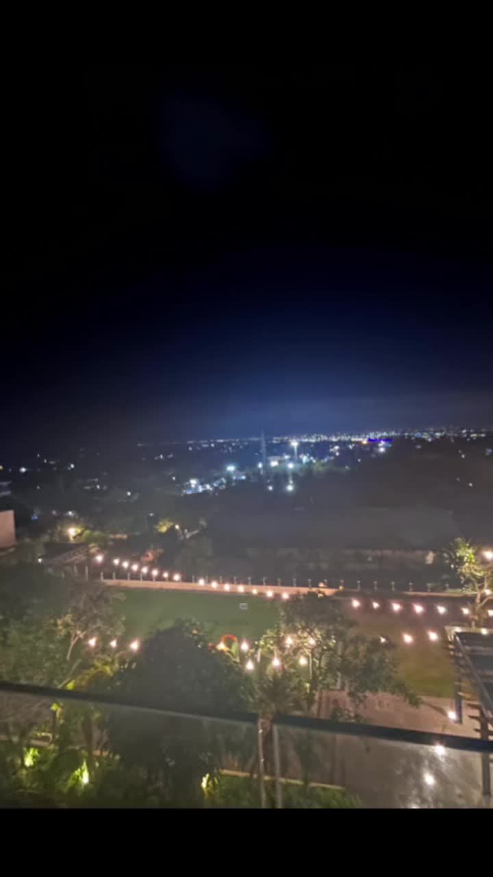 @Angelina Bali