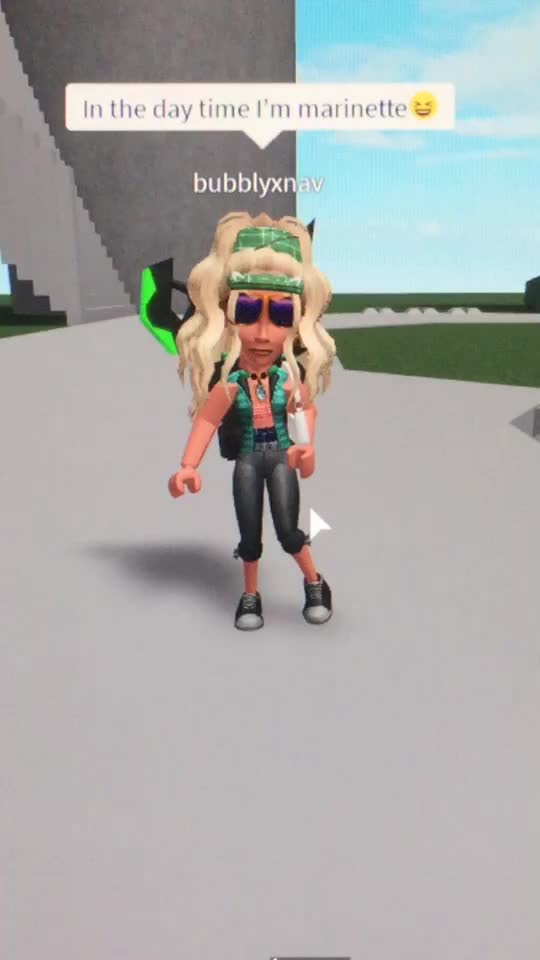 @𓃱 The zoo crew! 𐂂