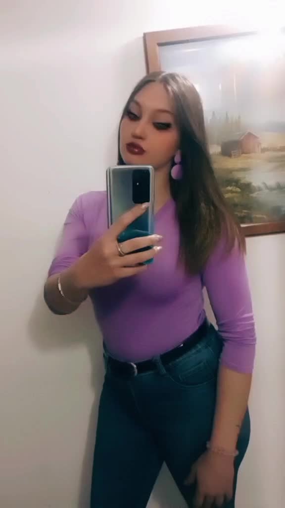 @...Ezia...🙂