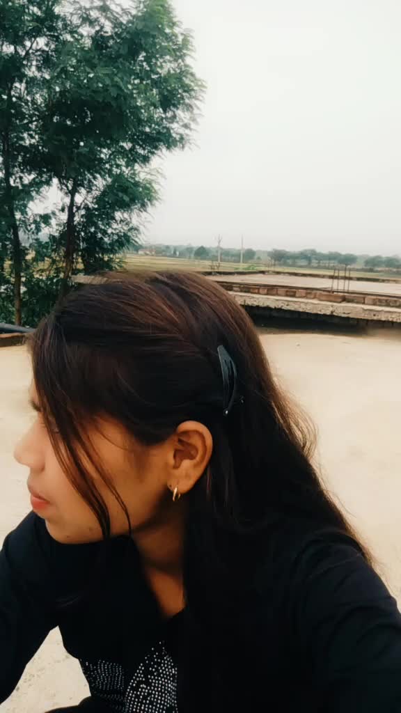 @💞lovely lahari 💞