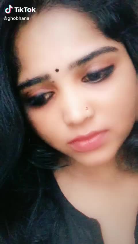 @angry girl shobana