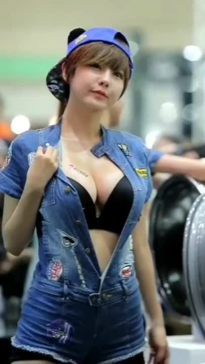 @모델영상