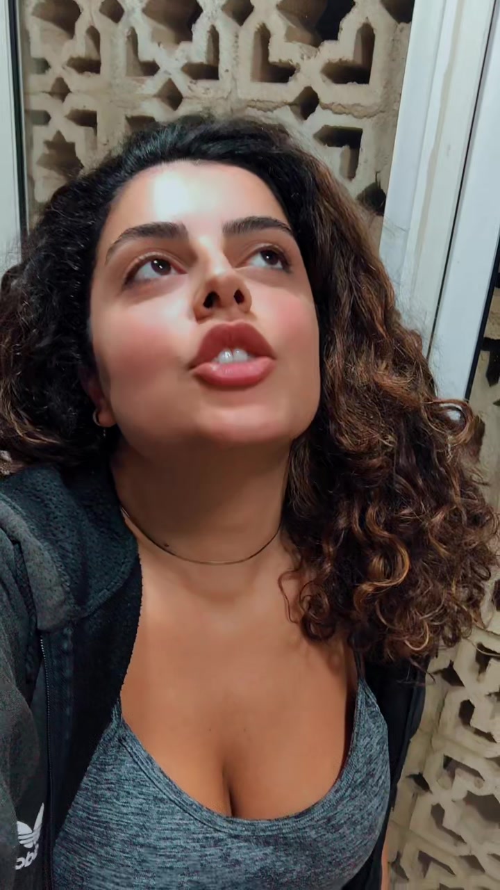 @sestrozz