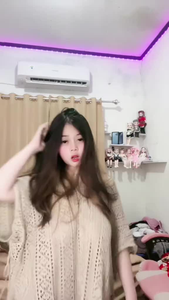 @Cellmeyy?!