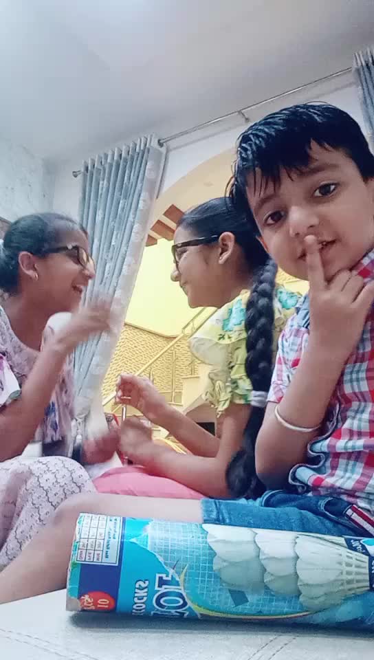 @Tanishka👭Yashika