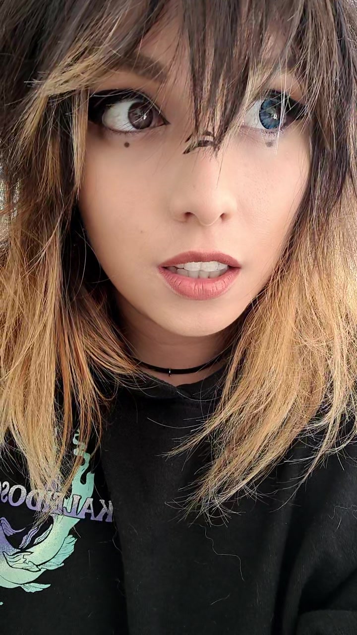 @Akito