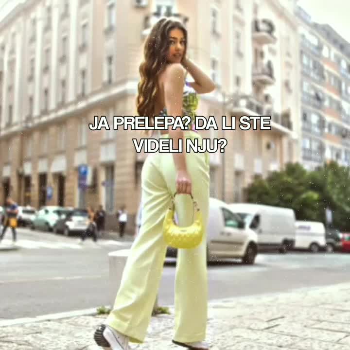@Ana ne prati🥺💗