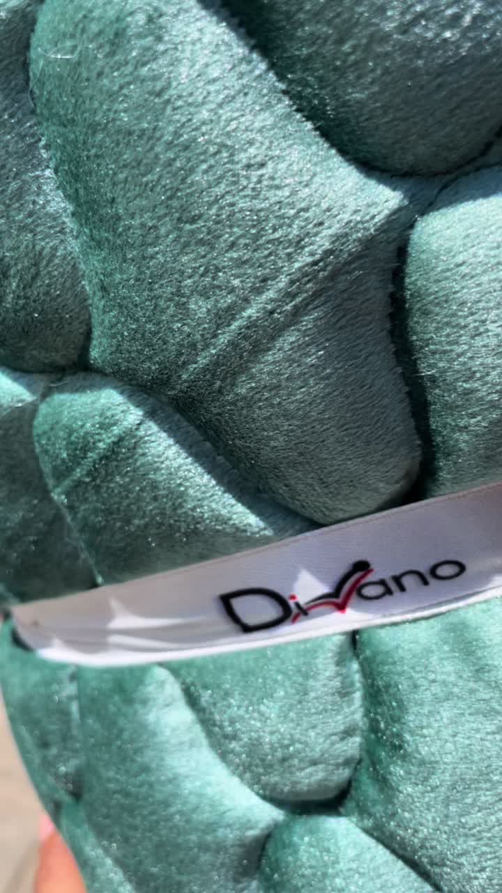 @DIVANO