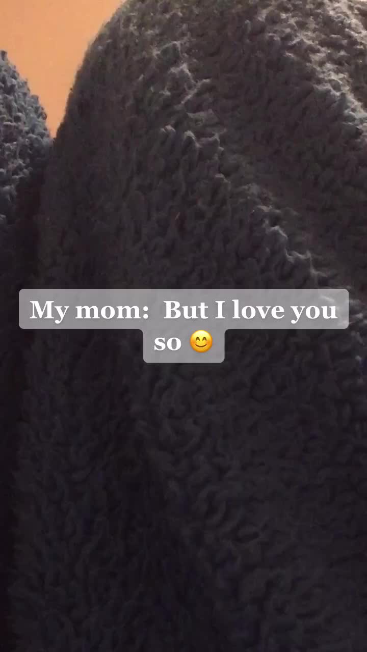 @<33