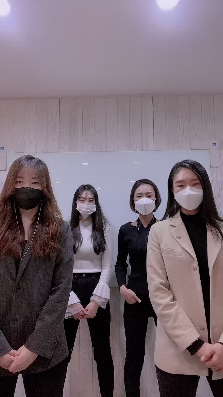 @줄리아_인영