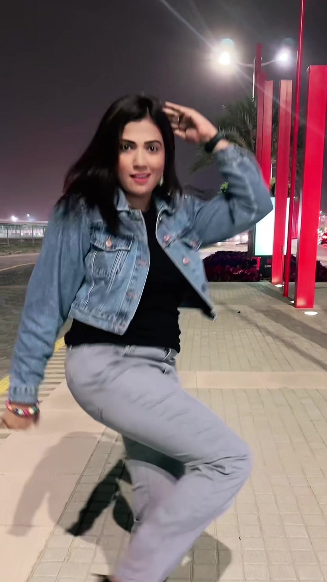 @unnimole