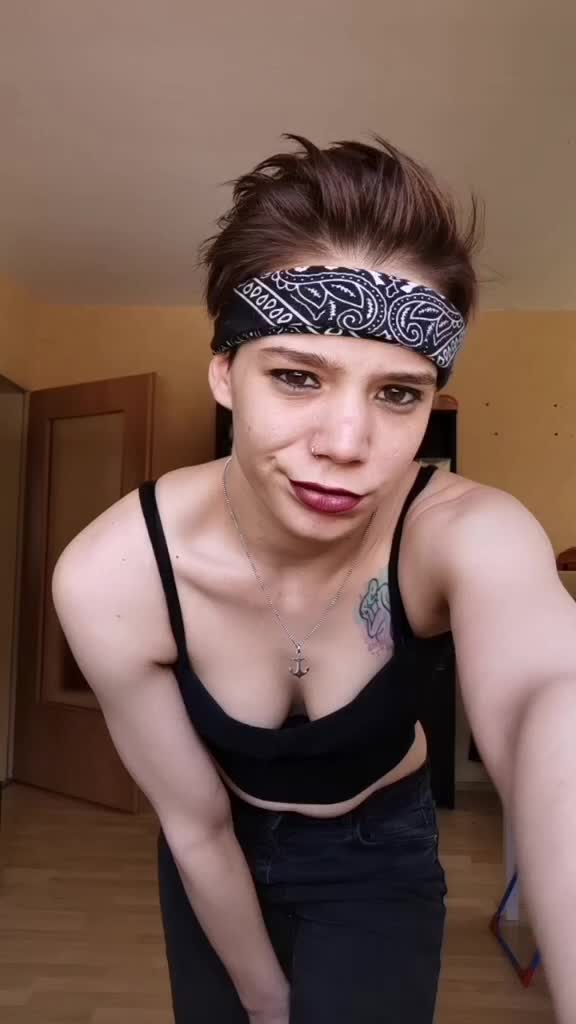 @Nicole 💚