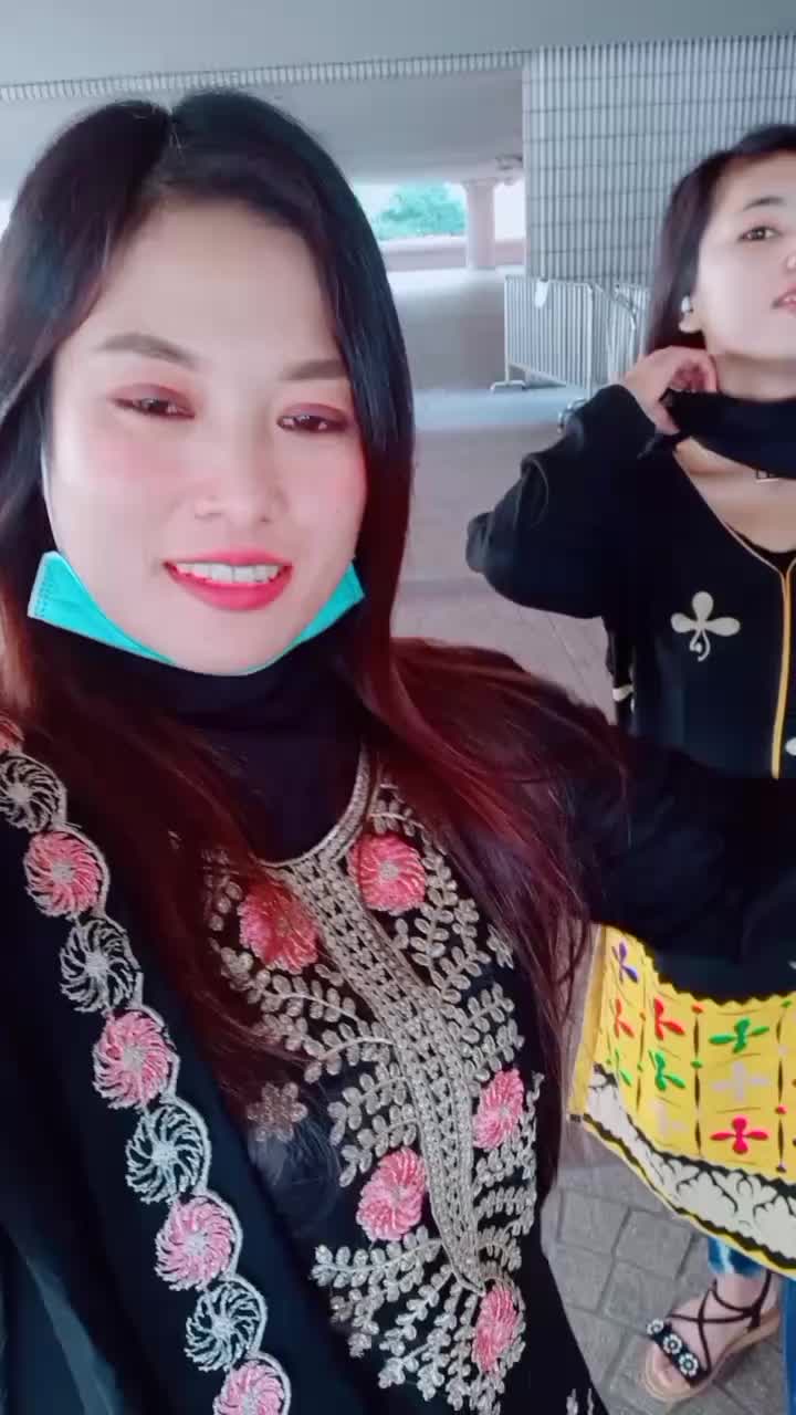 @ekha dewy