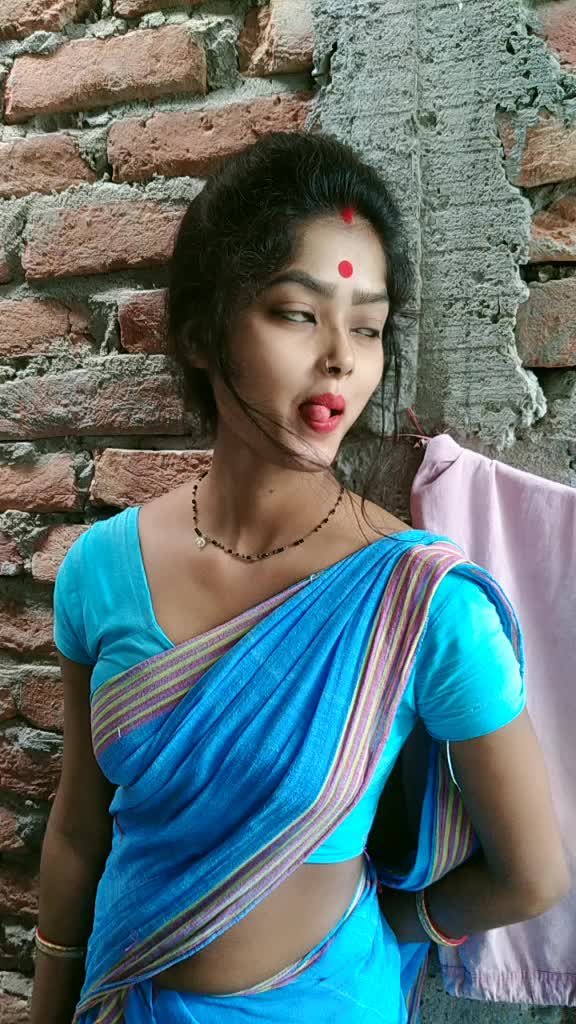 @AnishaDasAnishaDas