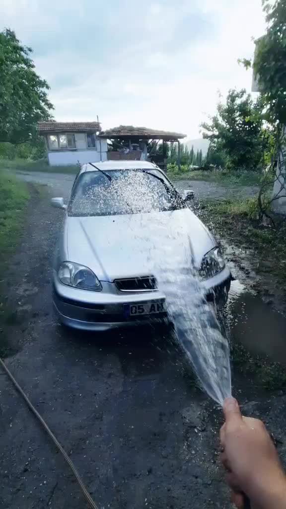 @Feroooo