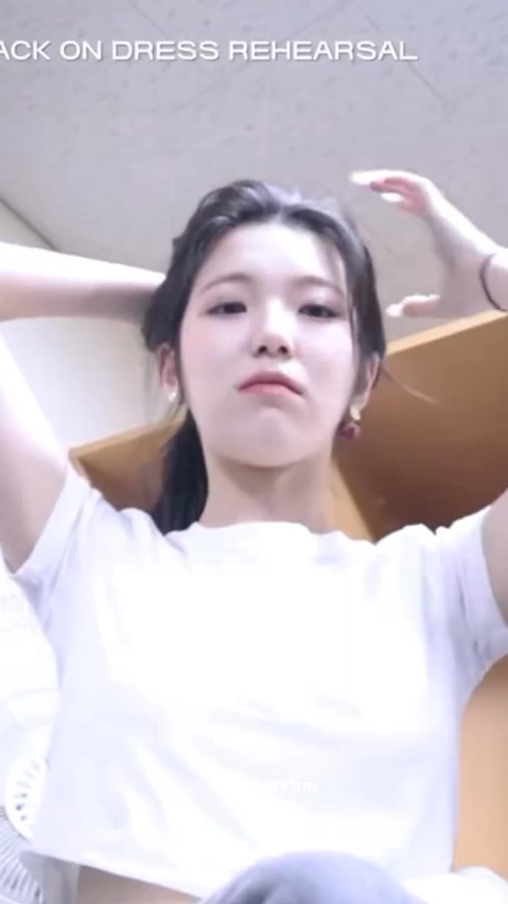 @hnyfns___