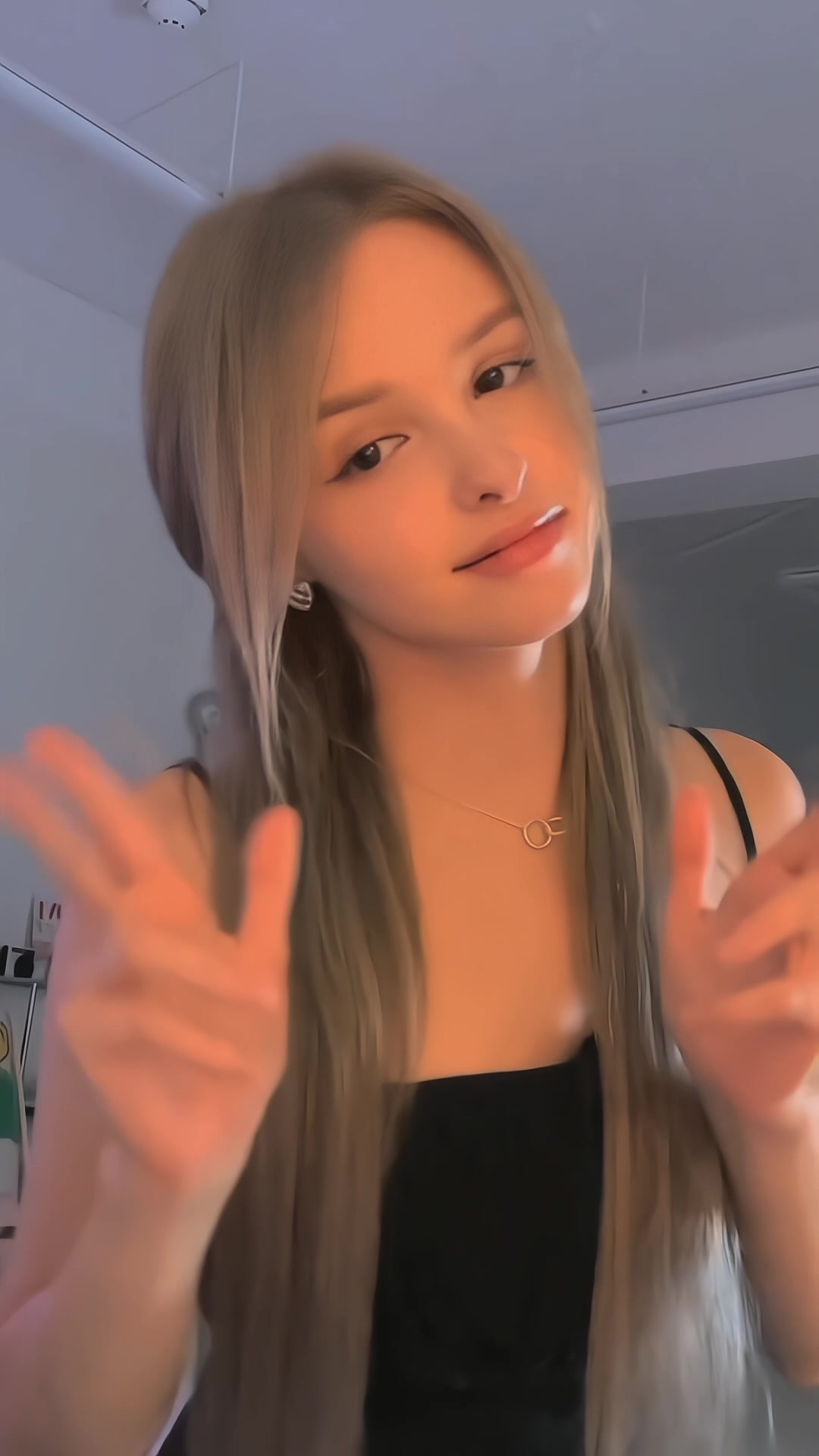 @🖤ELiNA🥀🦋