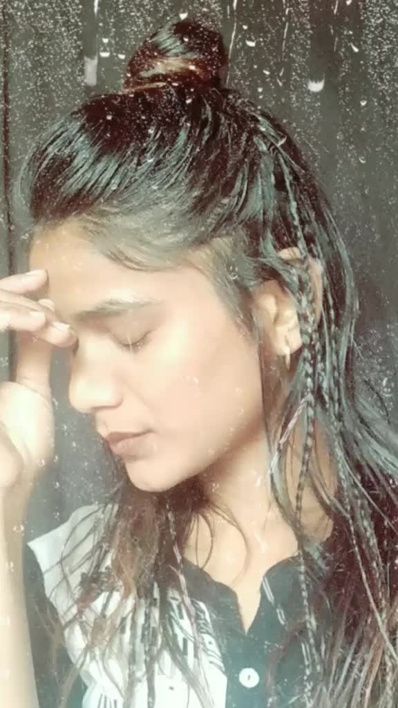 @Afreen💕