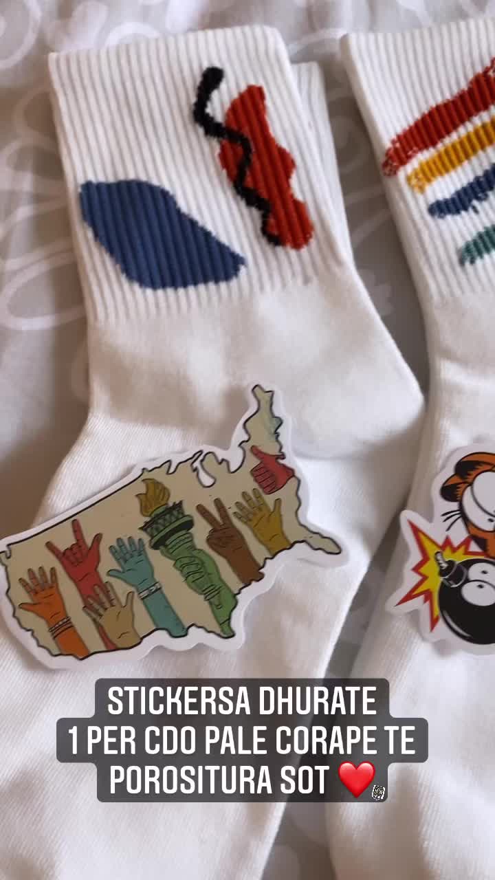 @KissMySocks