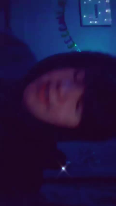 @Ellie~