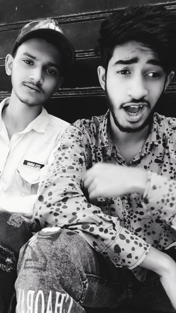 @md Arqumzaki 143 💵🌹🤵👰😘😇?