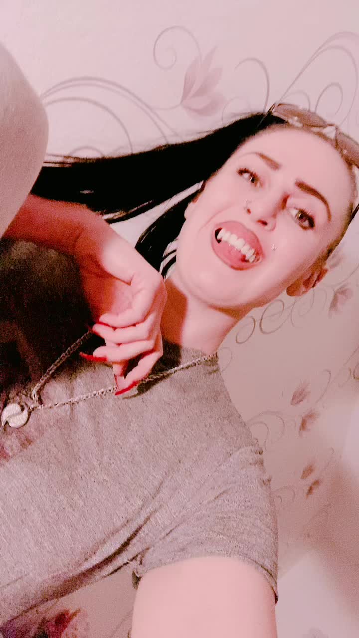 @vikakiruschkin