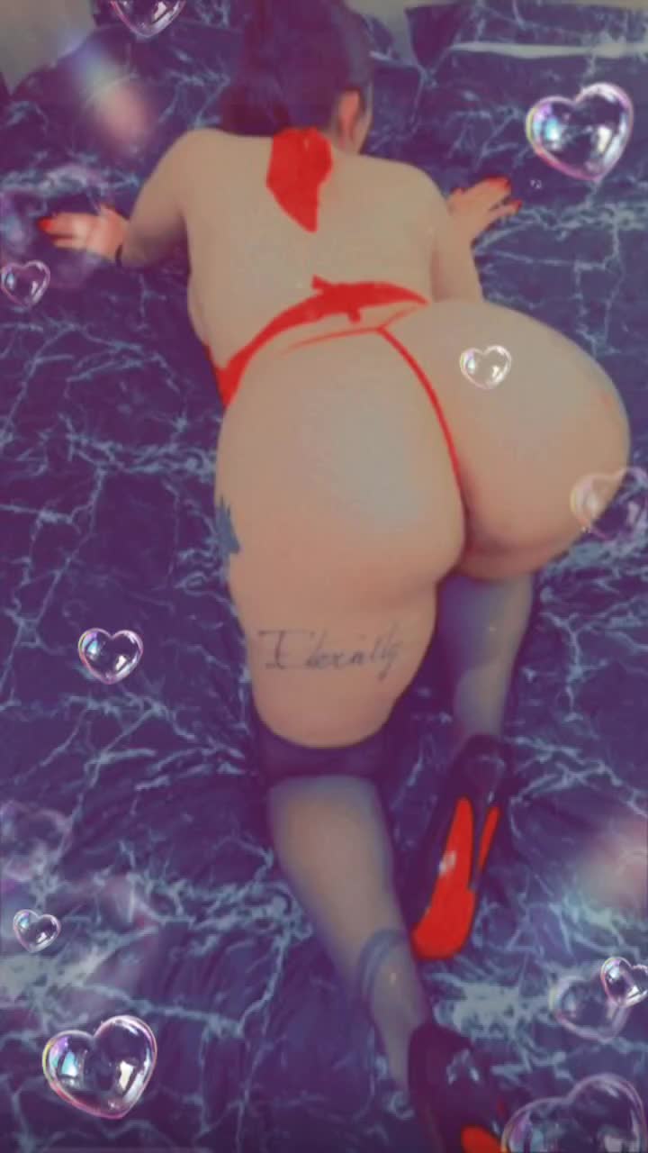 @m_exclusivelyunique
