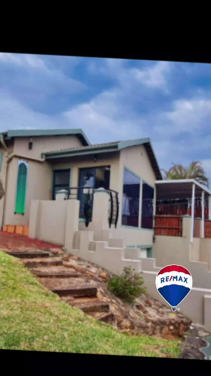 @angie_RE/MAX_Advance_Bluff