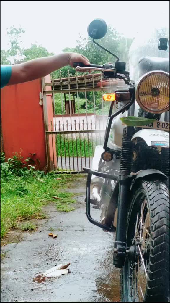 @തൃശ്ശൂർക്കാരൻഅച്ചായൻ