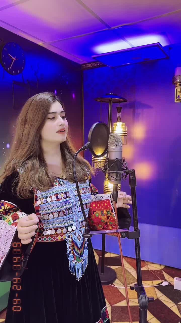 @Sofia Kaif🎙️