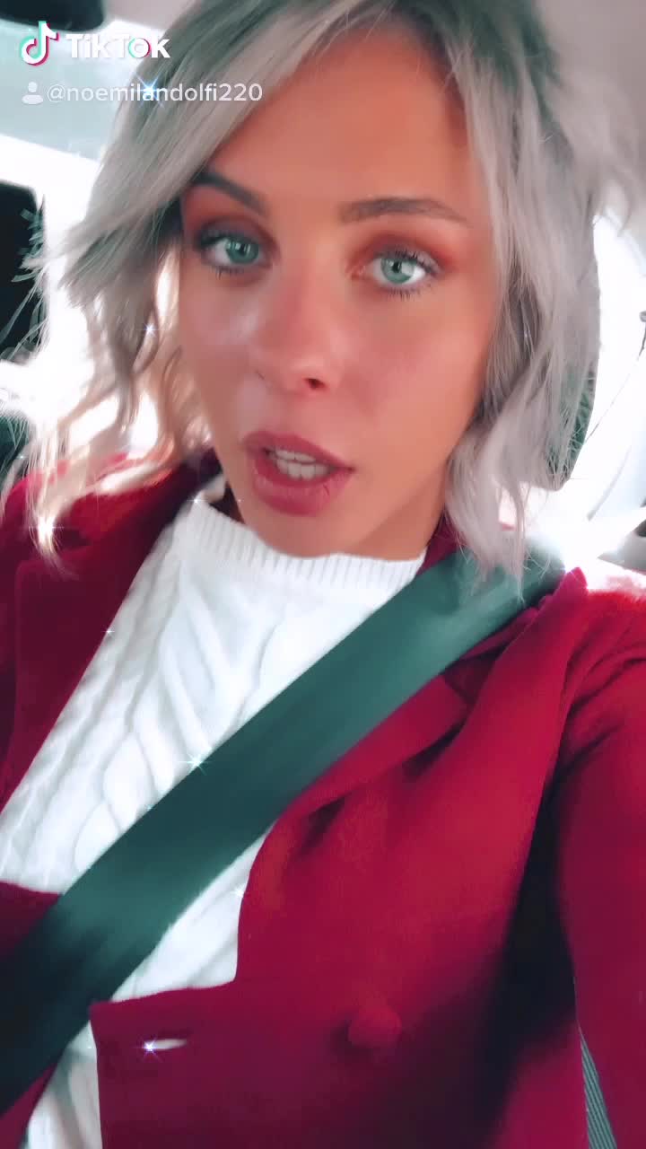 @Just_la_noe