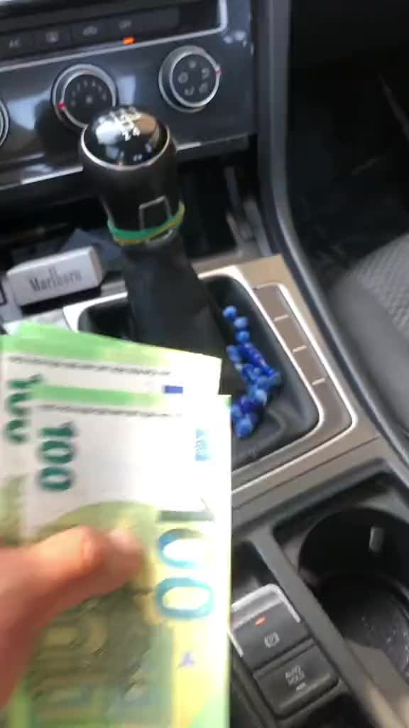 @Fåw_Zî