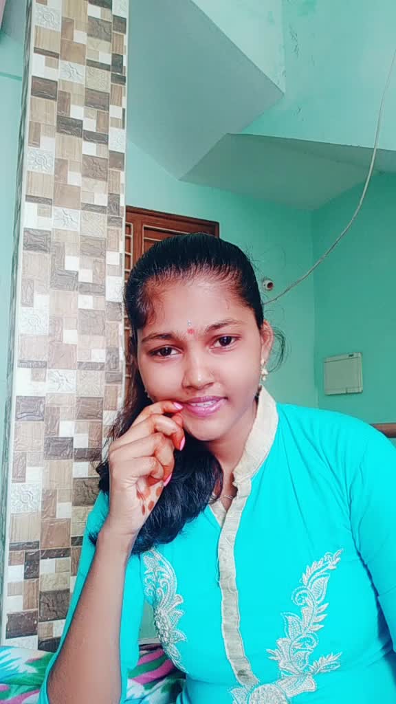 @sowmya reddy🥀