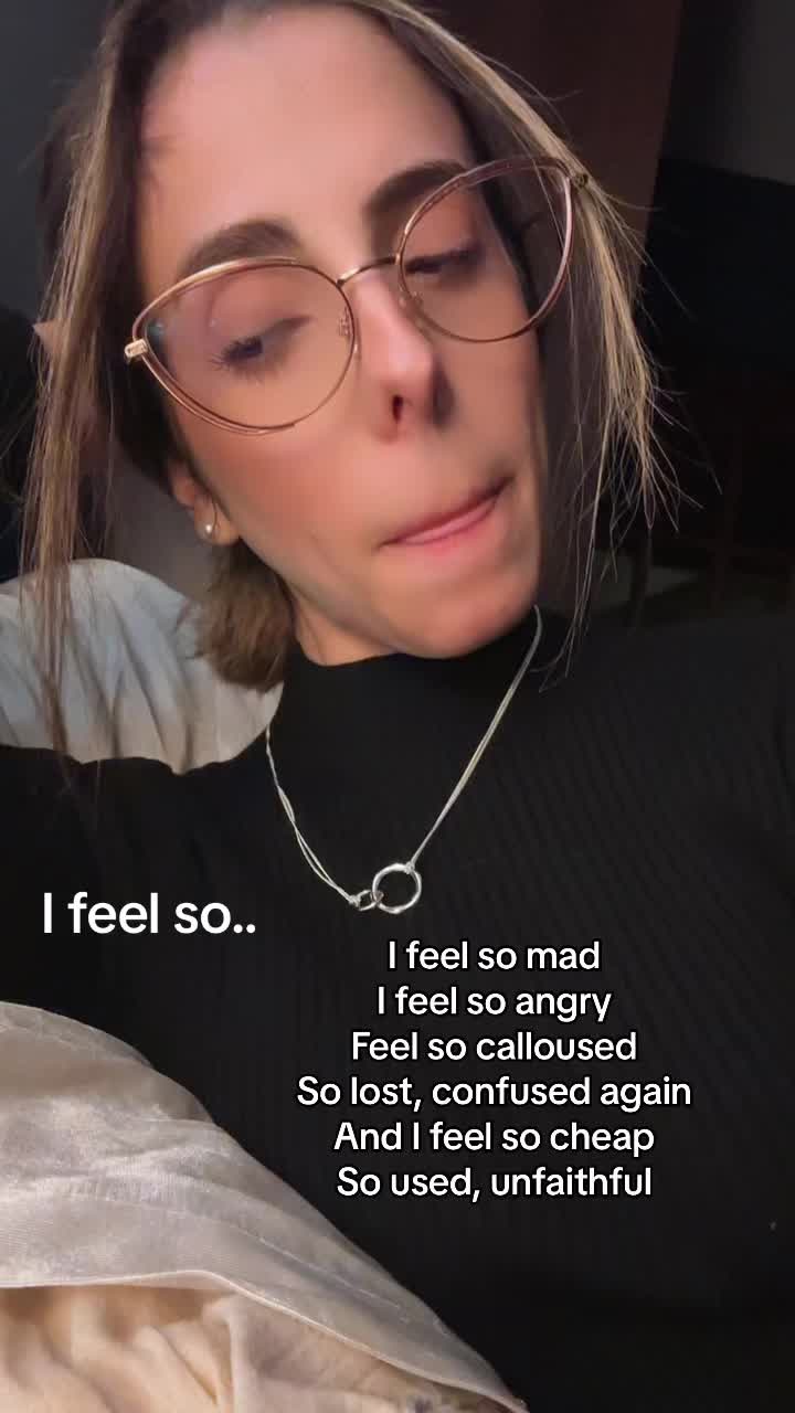 @Hana 🍀⛓️