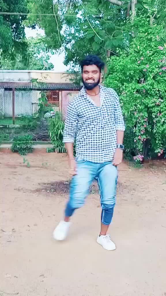 @Munna Darling Dancer