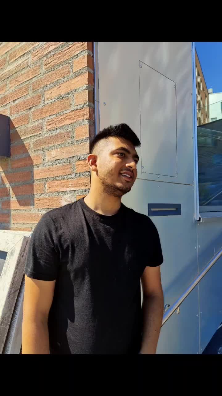 @Hâpp É