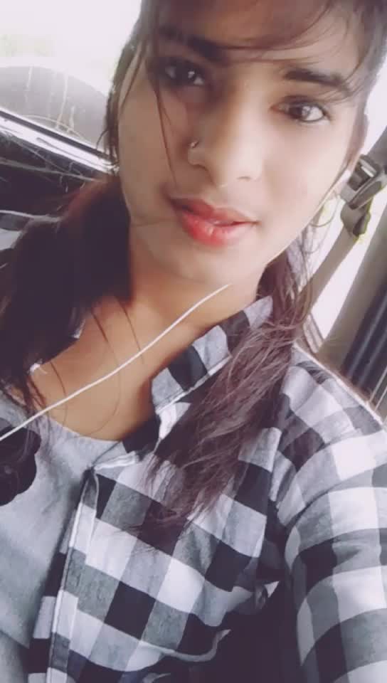 @Ruhi239