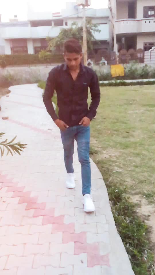 @saurabh singh 8439