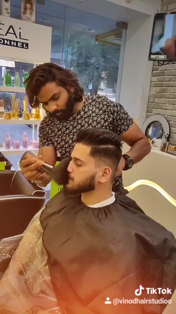 @Vinod Hair Studioo
