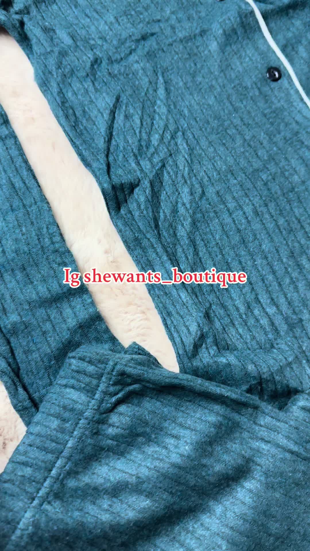 @shewants_boutique