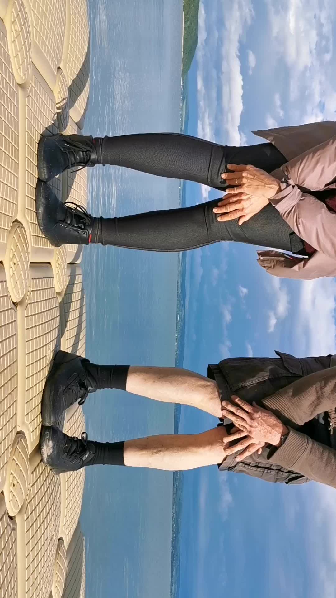 @Barefootbudapest