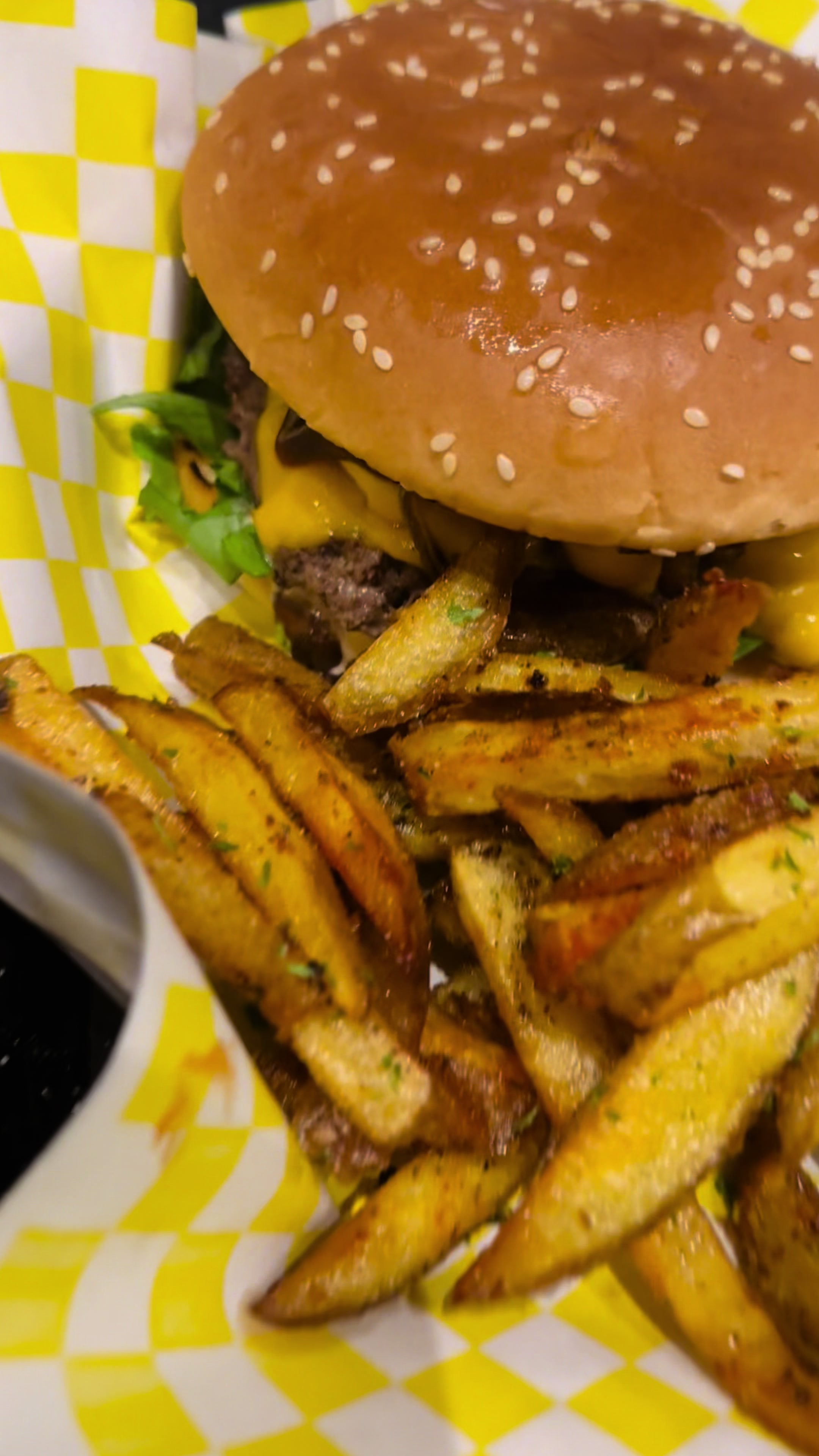 @SMOKEY GUY