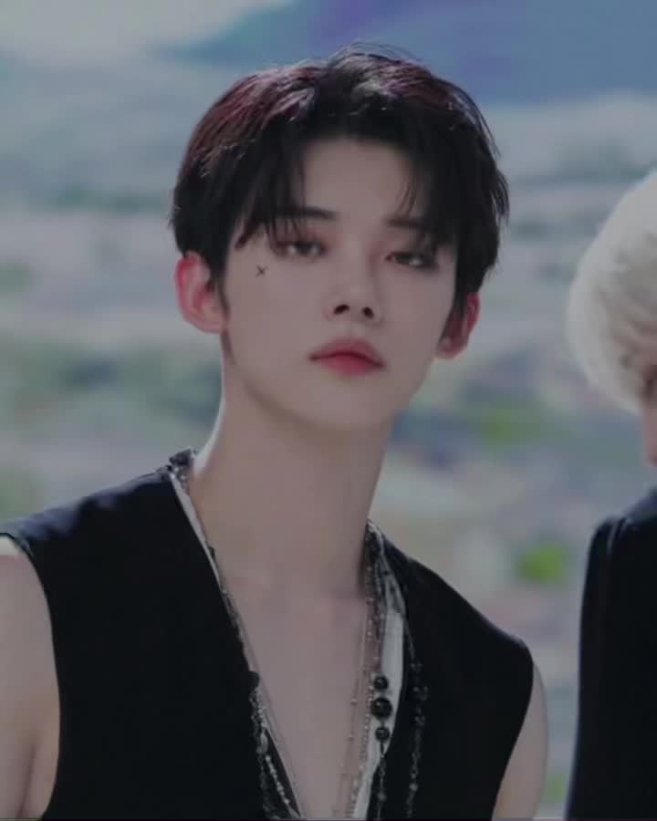 @아미<3
