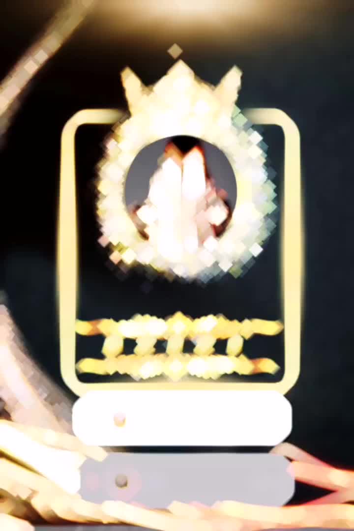 @....