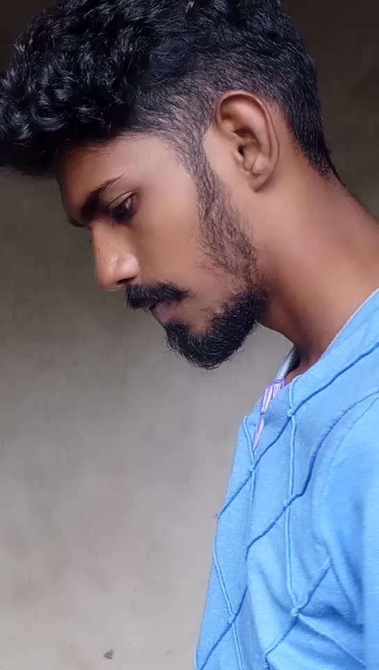 @Vamsi R&oslash;&ccedil;kz
